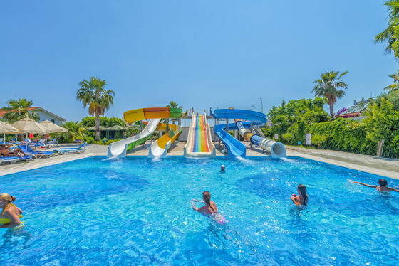 ราคาดี OEM Aqua Park Swimming Accessories Fiberglass Water Slide for Kids ออนไลน์