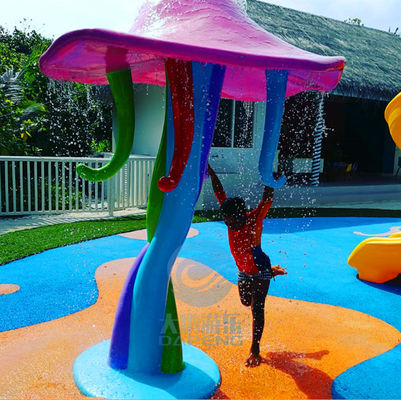 สายสปริชพัดน้ําจากไฟเบอร์กลาส ความสูง 2.5m ของเล่นสเปรย์เห็ดสําหรับเด็ก