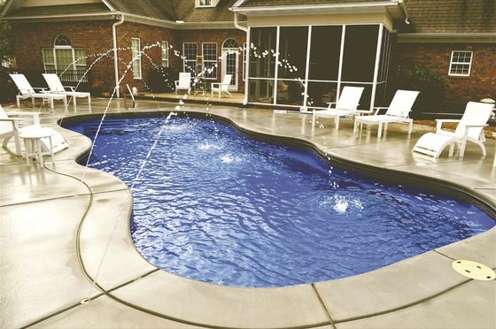 OEM Outdoor Free Standing Fiberglass in Ground Swimming Pool for Home Use