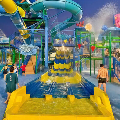 ราคาดี สไลด์น้ําไฟเบอร์กล๊าสสําหรับอาคารพาณิชย์ สไลด์แข่งขันสีสันที่กําหนดเองด้วยการออกแบบ 2 มิติ สําหรับโรงแรม สระว่ายน้ํา ออนไลน์