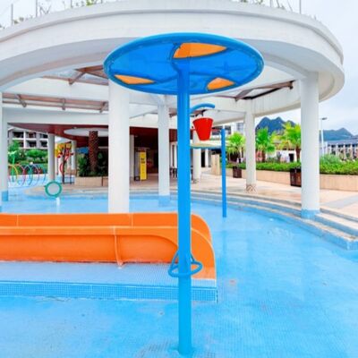 สวนน้ําไฟเบอร์กลาส สแตนเลส เครื่องเล่นน้ําหมุนสําหรับเด็ก สวนน้ํา Splash Pad Resort